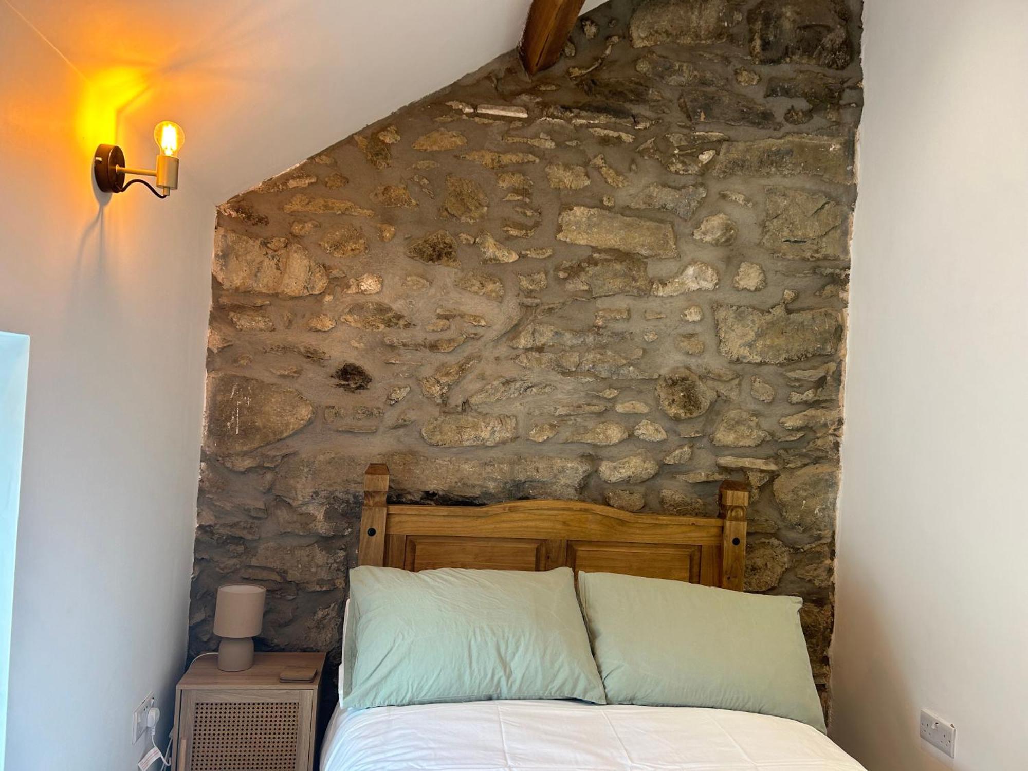 Cosy Modern Miners Cottage Llanllechid Exterior foto